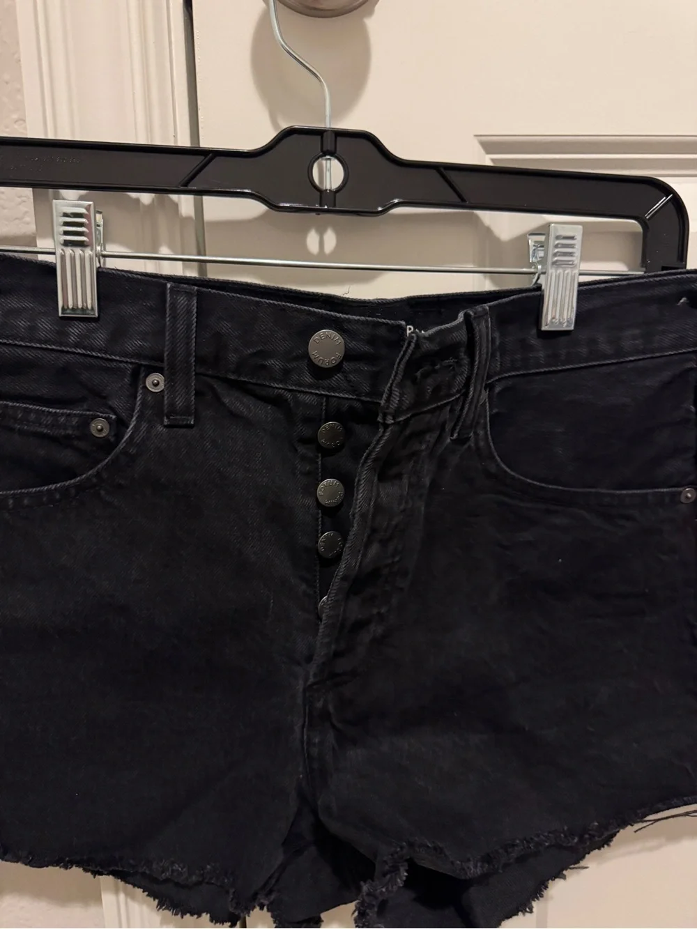 Aritzia Denim Forum The Ex-Boyfriend Hi-Rise Denim Short size 25
